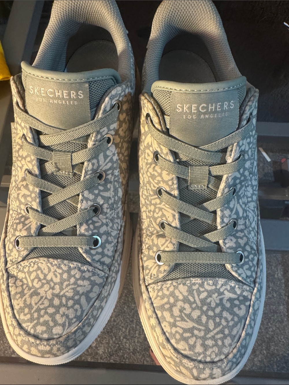 Skechers Women's Light green Patterned Lace-Up Sneakers arch support slip ins